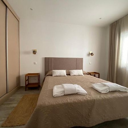 Friendly House Apartment ลากอส ภายนอก รูปภาพ
