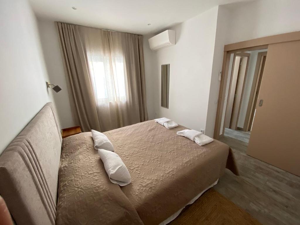 Friendly House Apartment ลากอส ภายนอก รูปภาพ